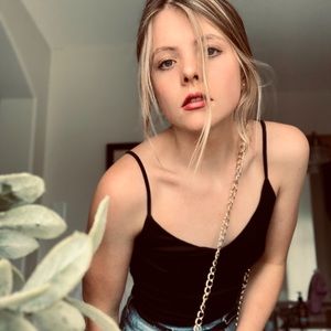 Meet your Posher, Abby